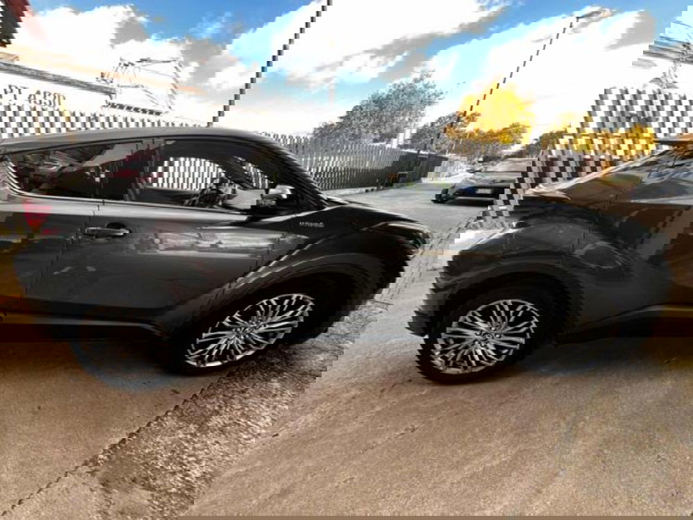 Toyota Toyota C-HR usata a Sassari (5)