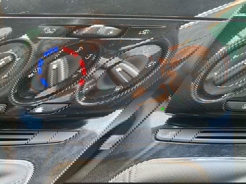 Lancia Ypsilon usata a Torino (10)