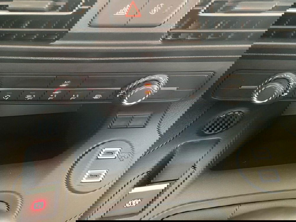 Peugeot Partner Furgone nuova a Torino (11)