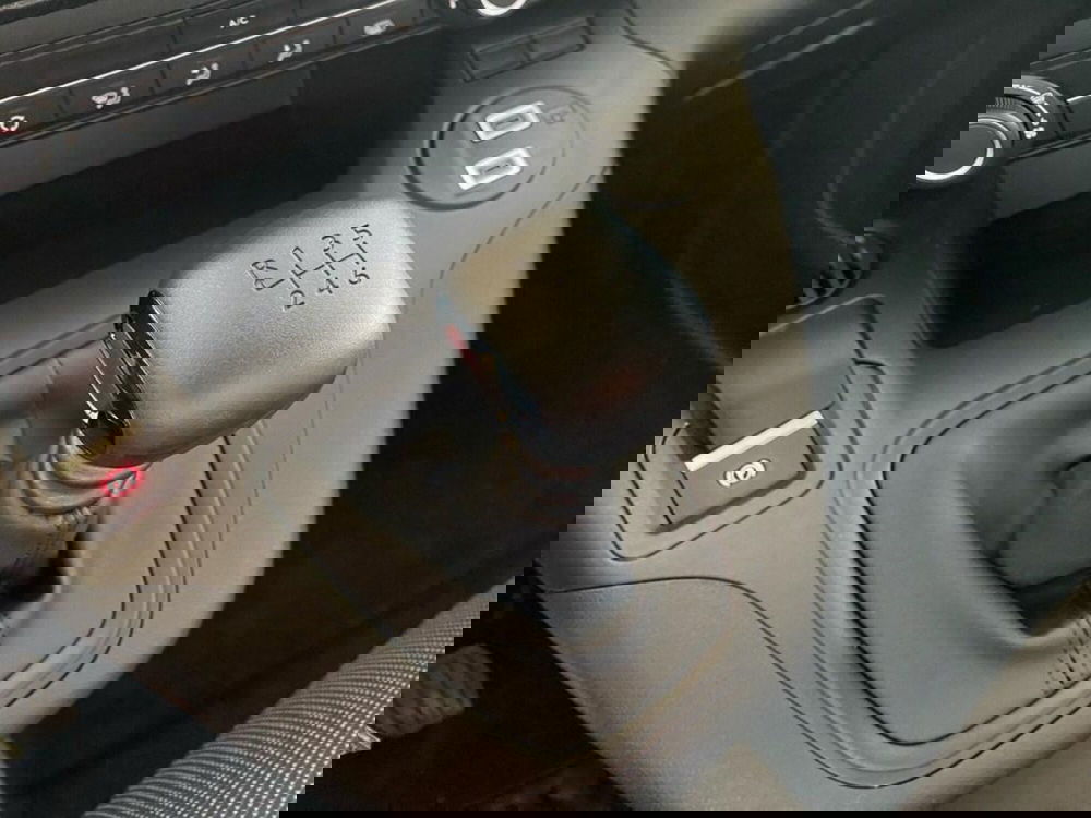 Peugeot Partner Furgone nuova a Torino (12)