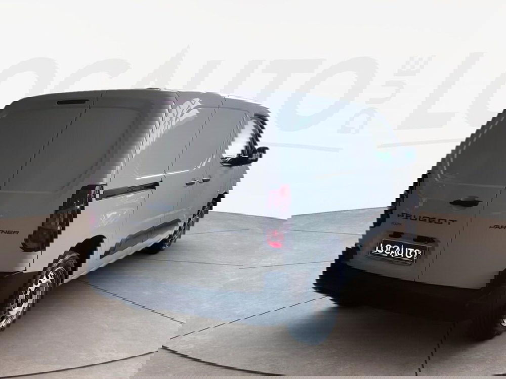 Peugeot Partner Furgone nuova a Torino (4)