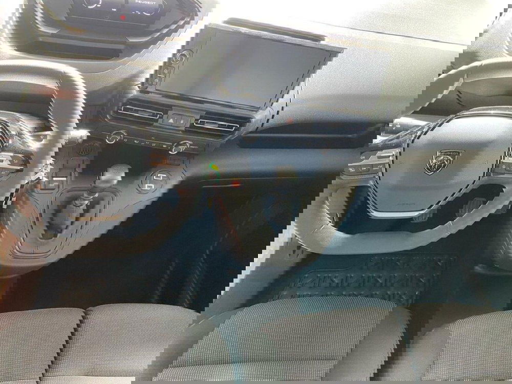 Peugeot Partner Furgone nuova a Torino (6)