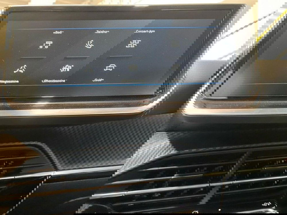 Peugeot 208 nuova a Torino (10)