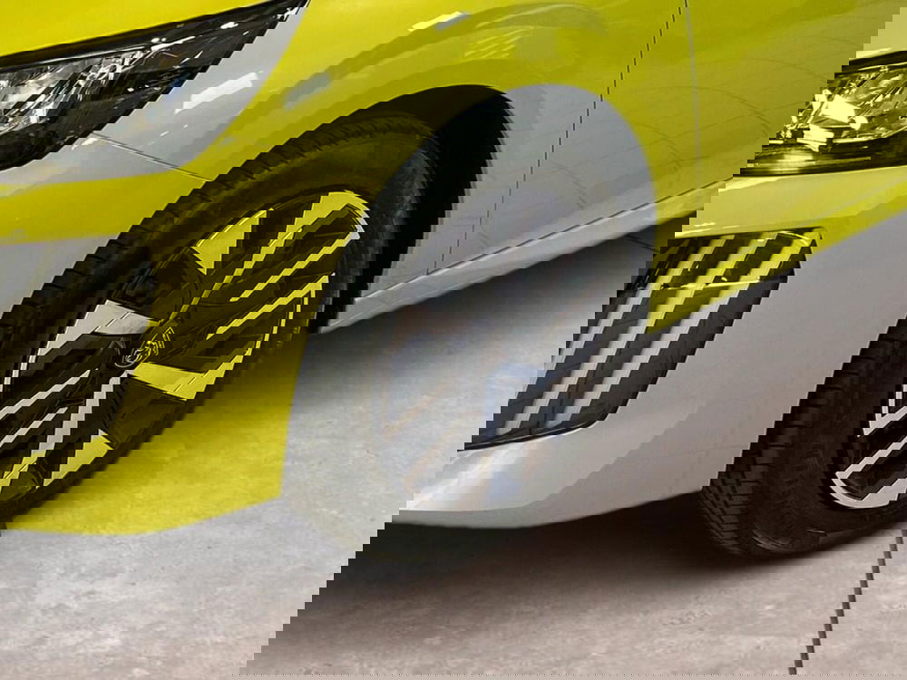 Peugeot 208 nuova a Torino (15)