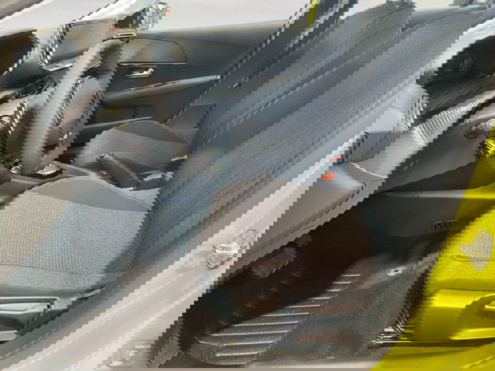 Peugeot 208 nuova a Torino (7)