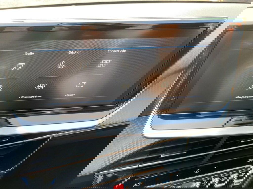 Peugeot 208 nuova a Torino (10)