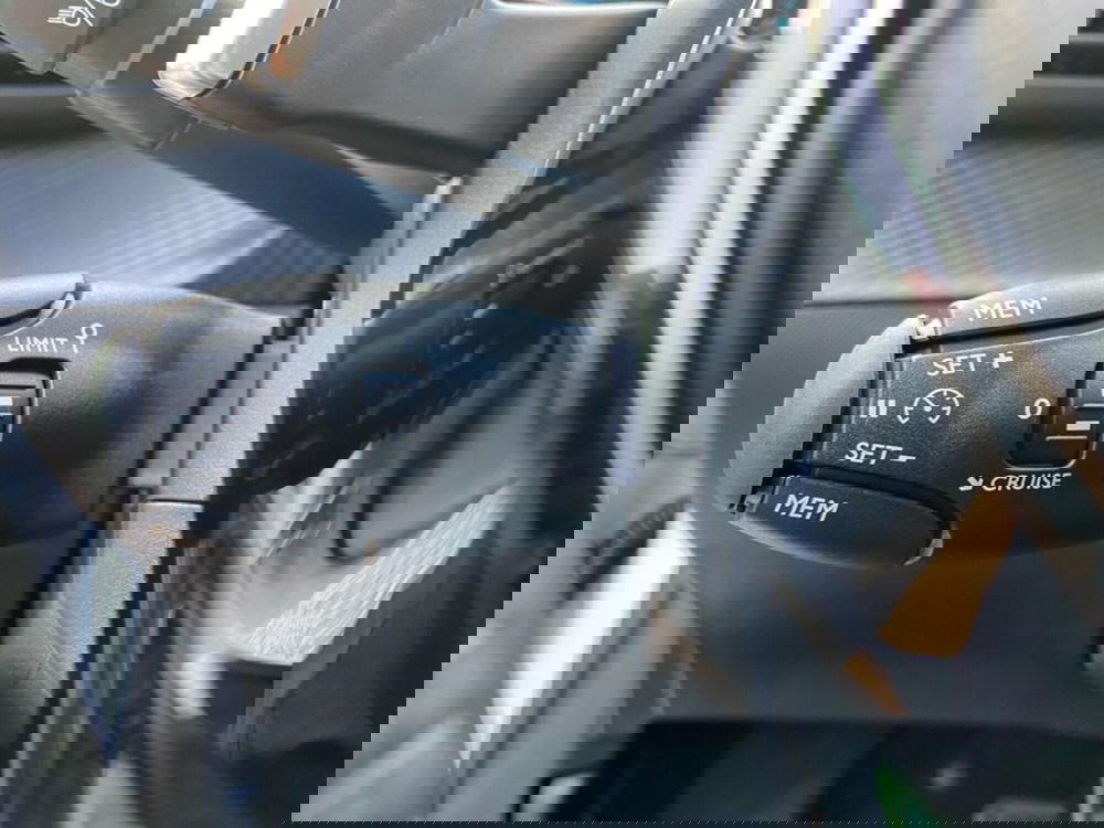 Peugeot 208 nuova a Torino (14)