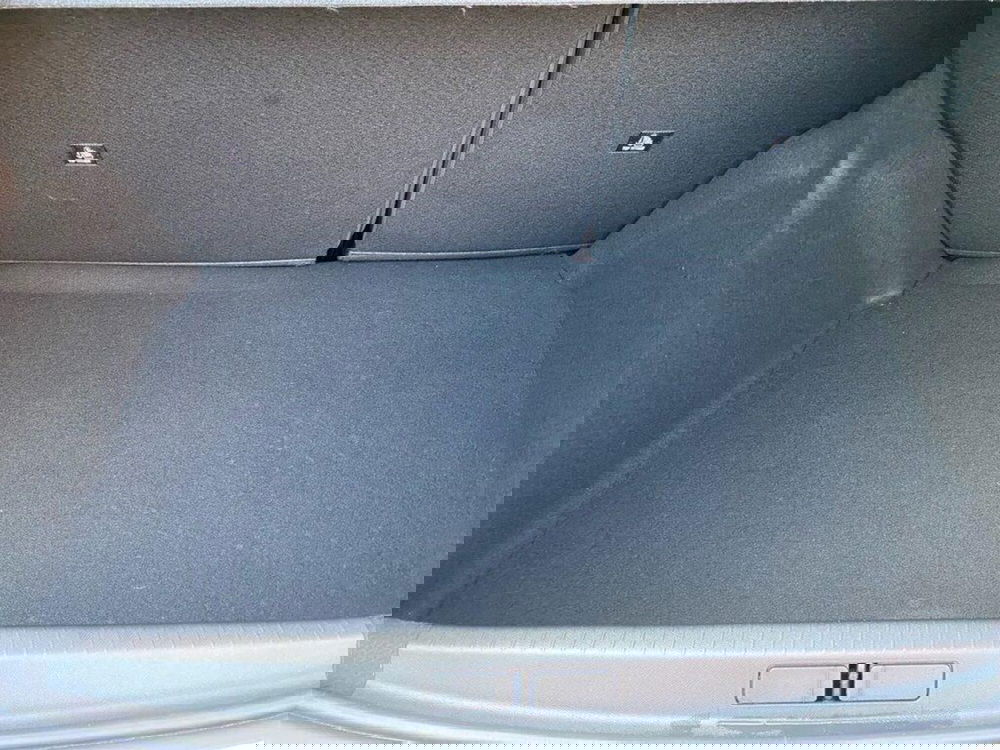 Peugeot 208 nuova a Torino (9)