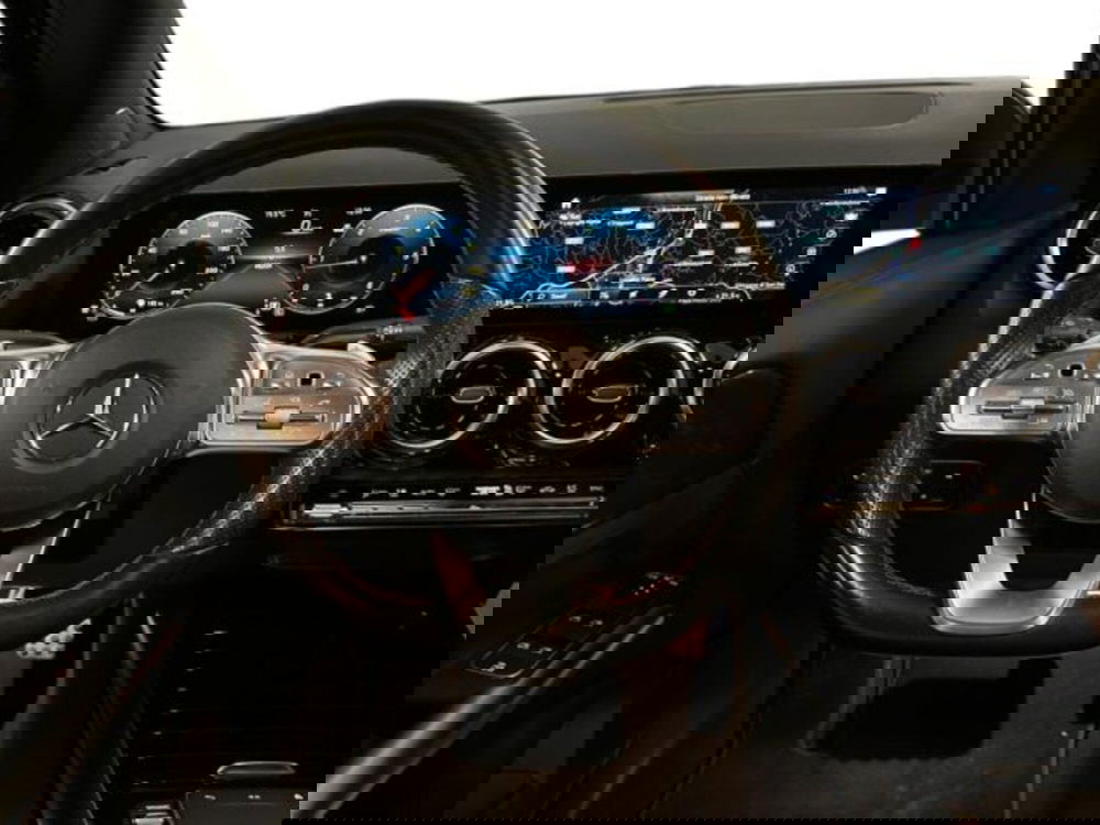 Mercedes-Benz GLA SUV usata a Avellino (11)