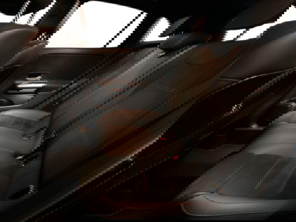 Mercedes-Benz GLA SUV usata a Avellino (16)