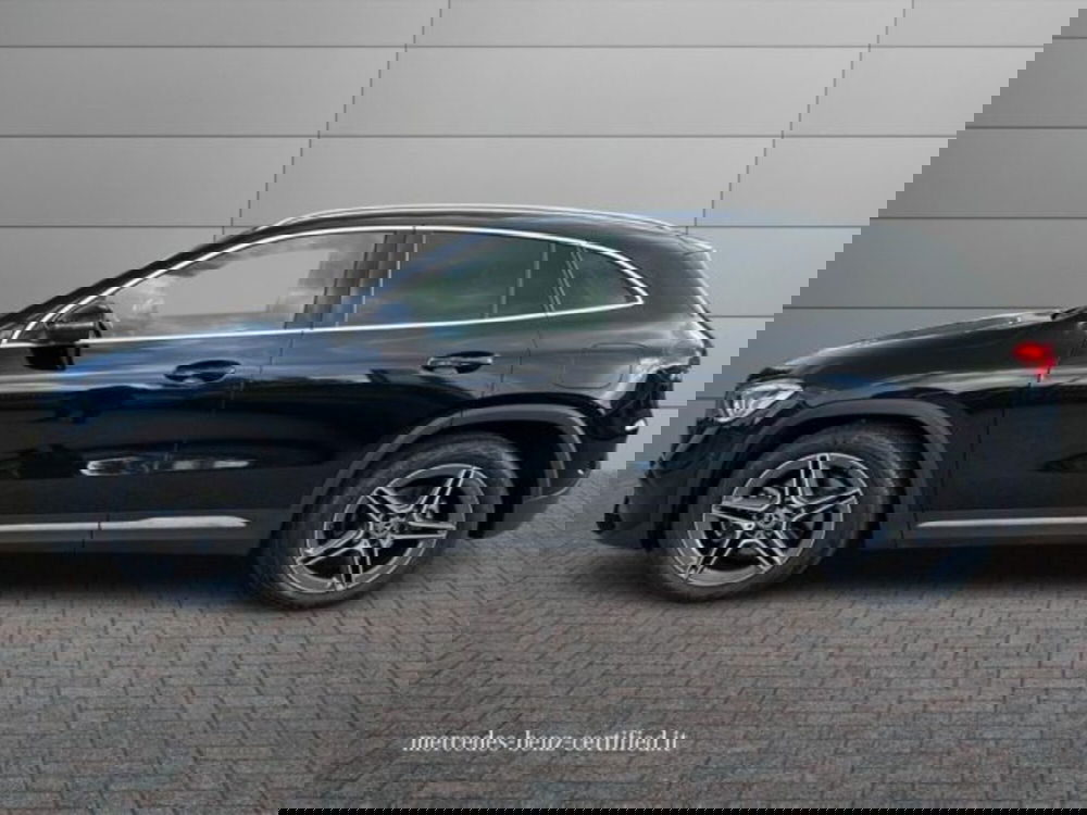 Mercedes-Benz GLA SUV usata a Avellino (6)