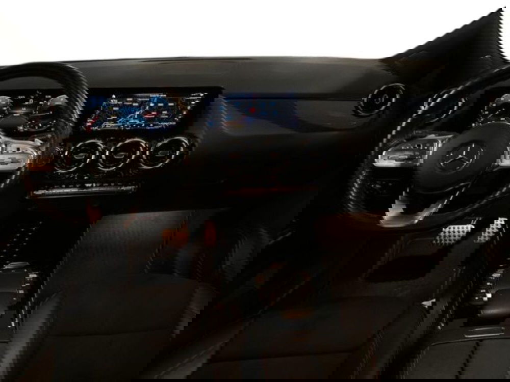 Mercedes-Benz GLA SUV usata a Avellino (9)