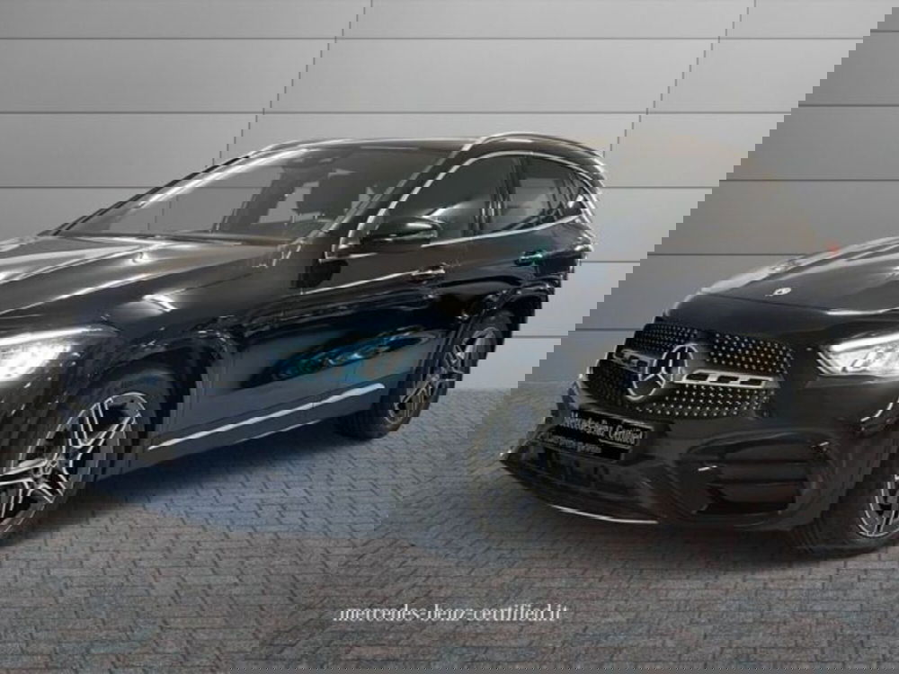 Mercedes-Benz GLA SUV usata a Avellino