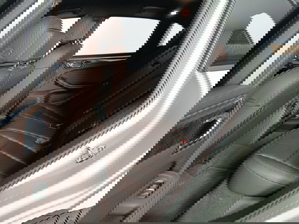 Porsche Macan usata a Ascoli Piceno (10)