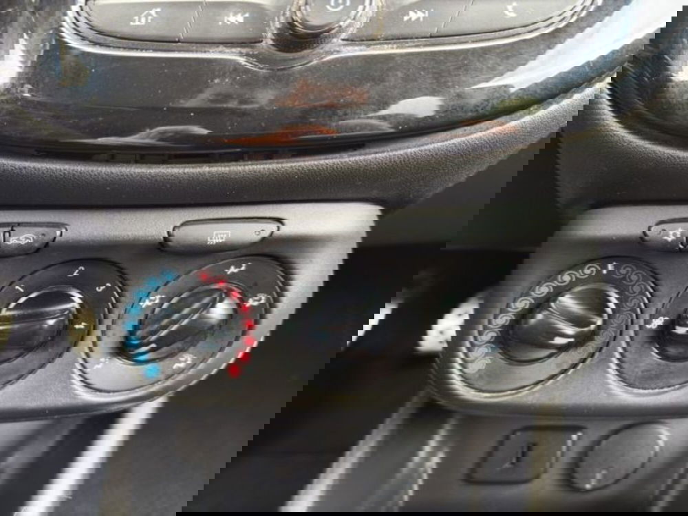 Opel Corsa usata a Perugia (15)