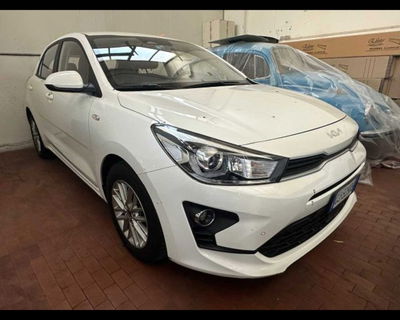 Kia Rio 1.0 T-GDi 100 CV MHEV iMT Style del 2022 usata a Castenaso