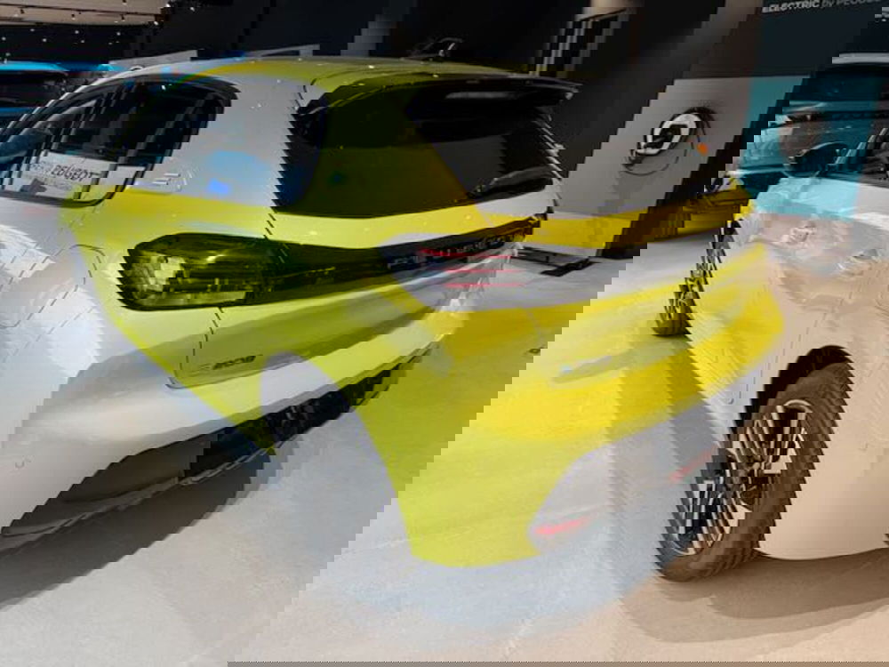 Peugeot 208 nuova a Monza e Brianza (7)