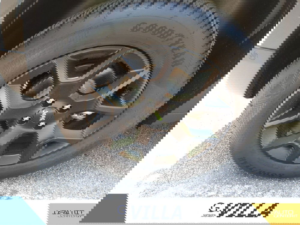 Jeep Avenger nuova a Monza e Brianza (7)