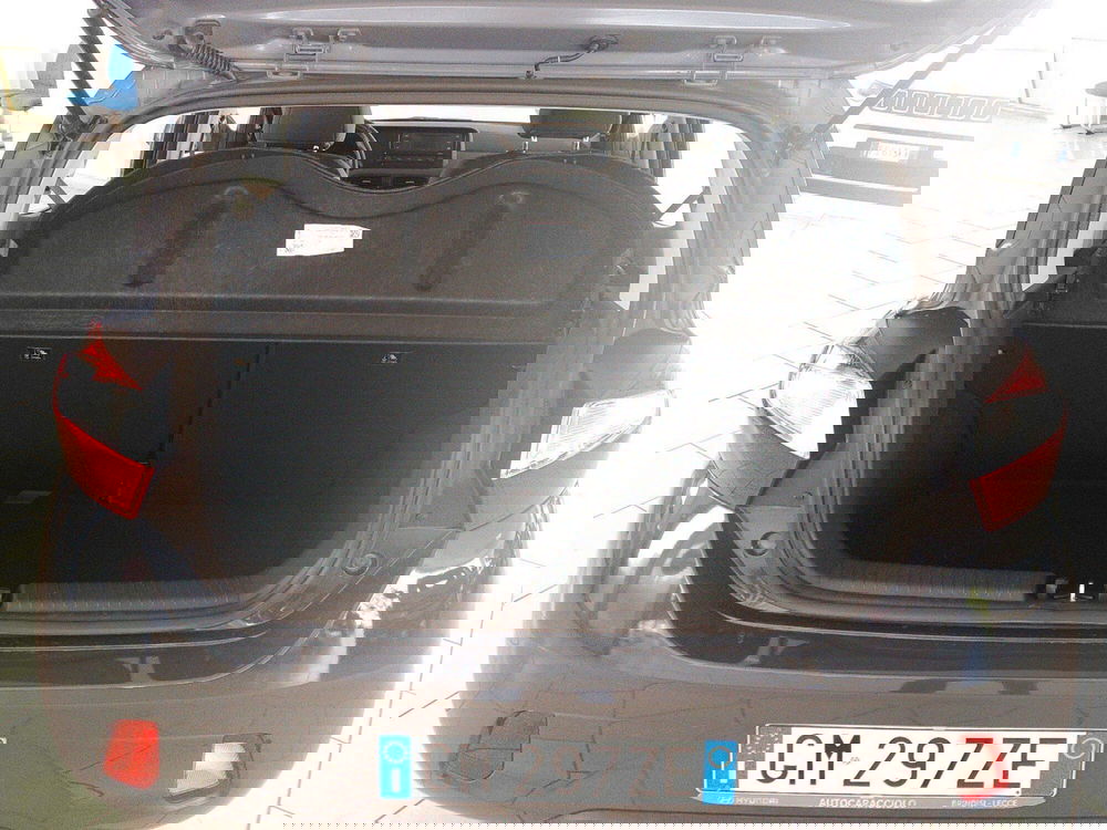 Hyundai i10 usata a Lecce (14)