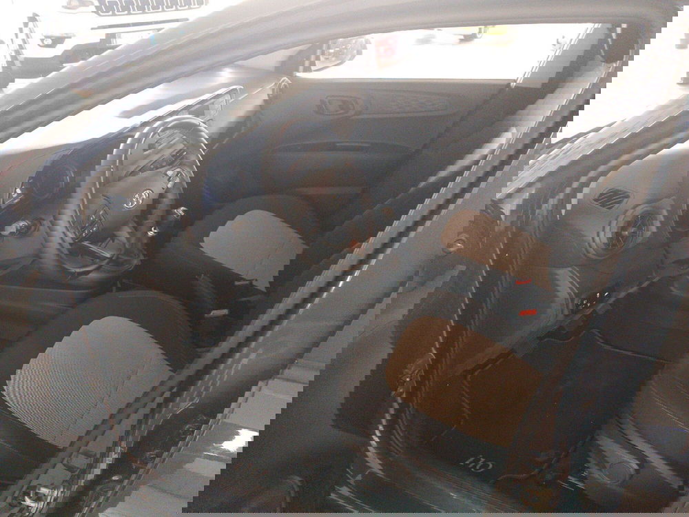 Hyundai i10 usata a Lecce (17)