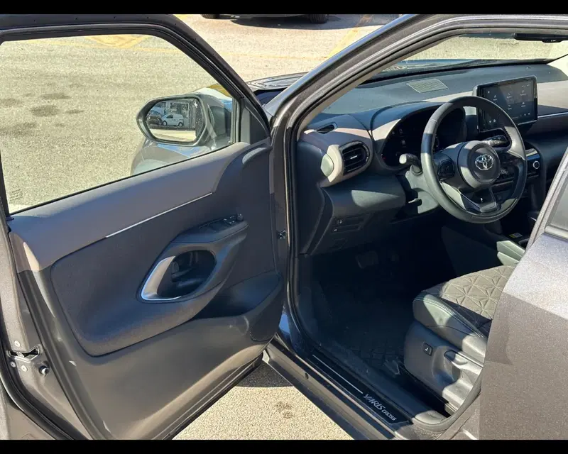 Toyota Yaris Cross usata a Venezia (14)