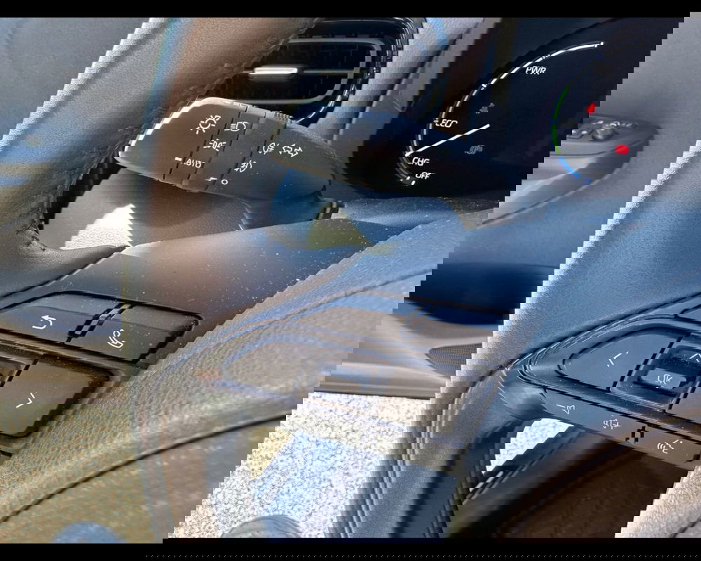 Toyota Yaris Cross usata a Venezia (16)