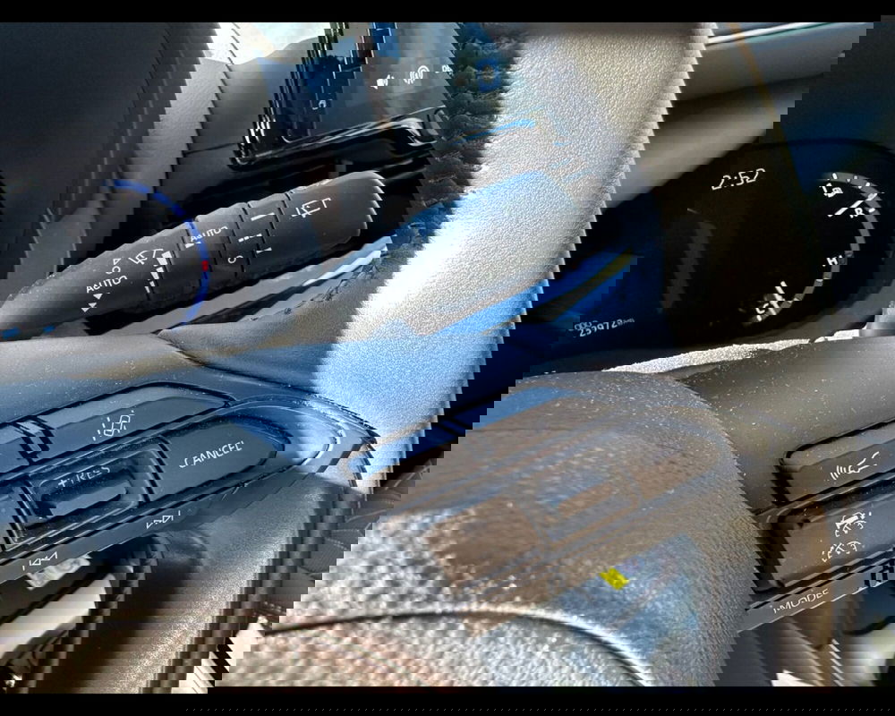 Toyota Yaris Cross usata a Venezia (17)