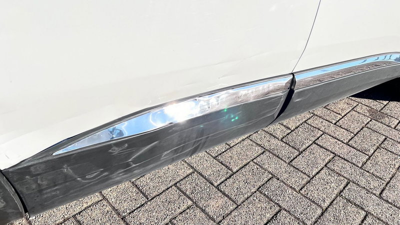 Peugeot 5008 usata a Como (14)