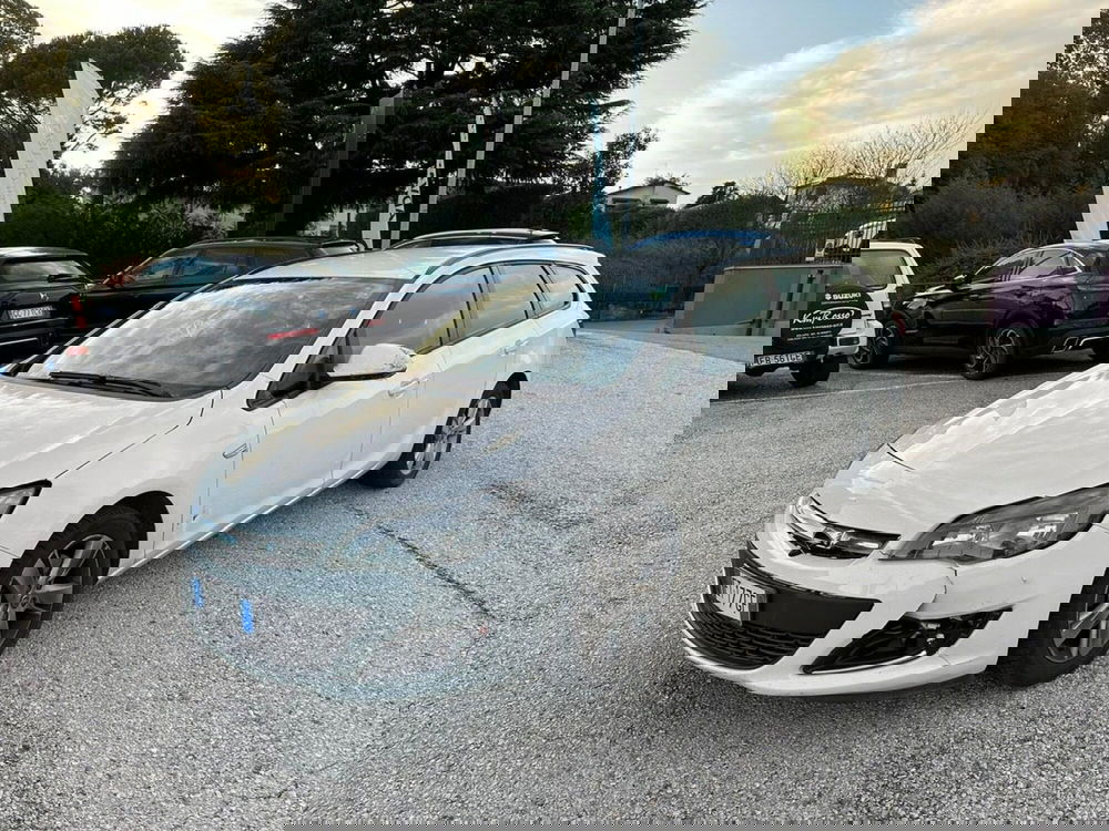 Opel Astra Station Wagon usata a Como