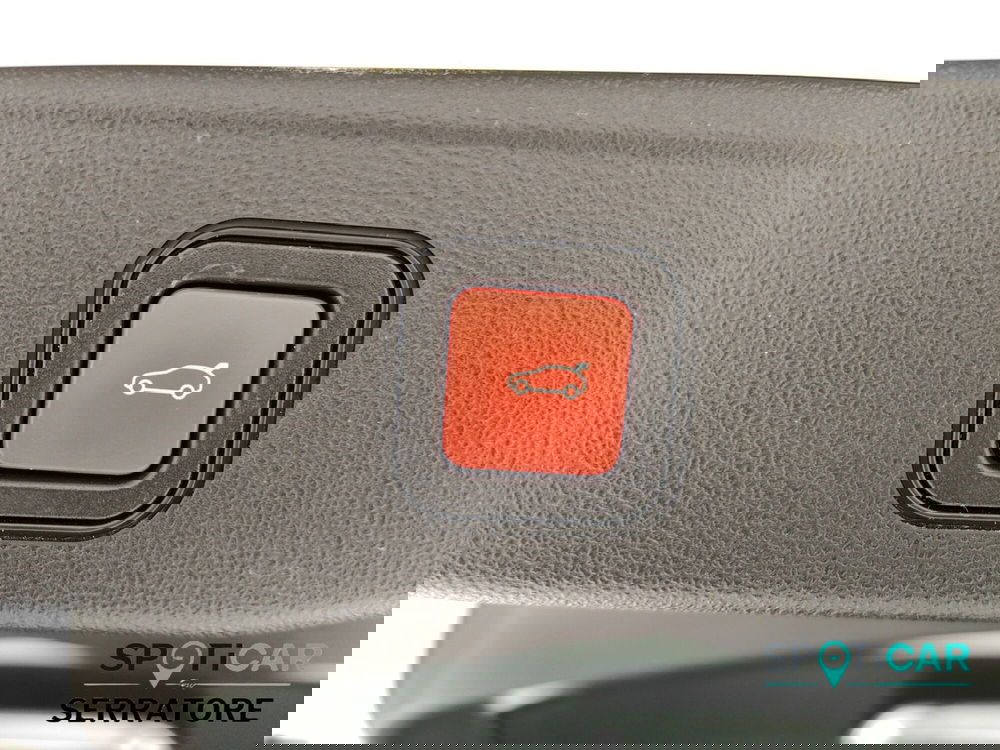 Jeep Avenger usata a Como (14)