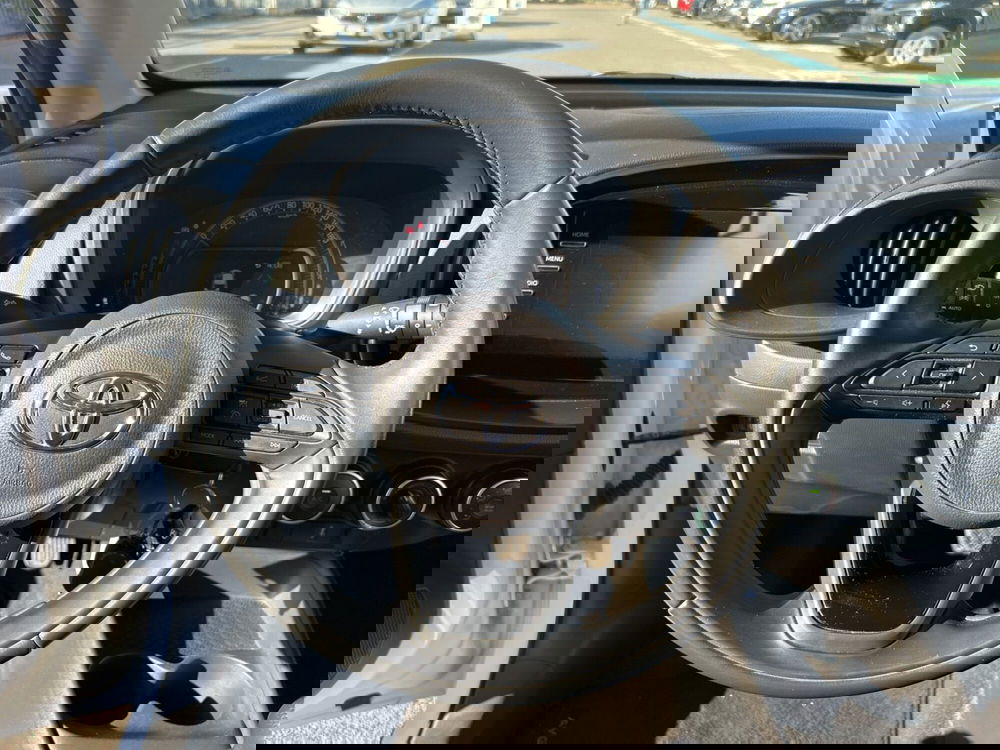 Toyota Aygo X usata a Milano (14)