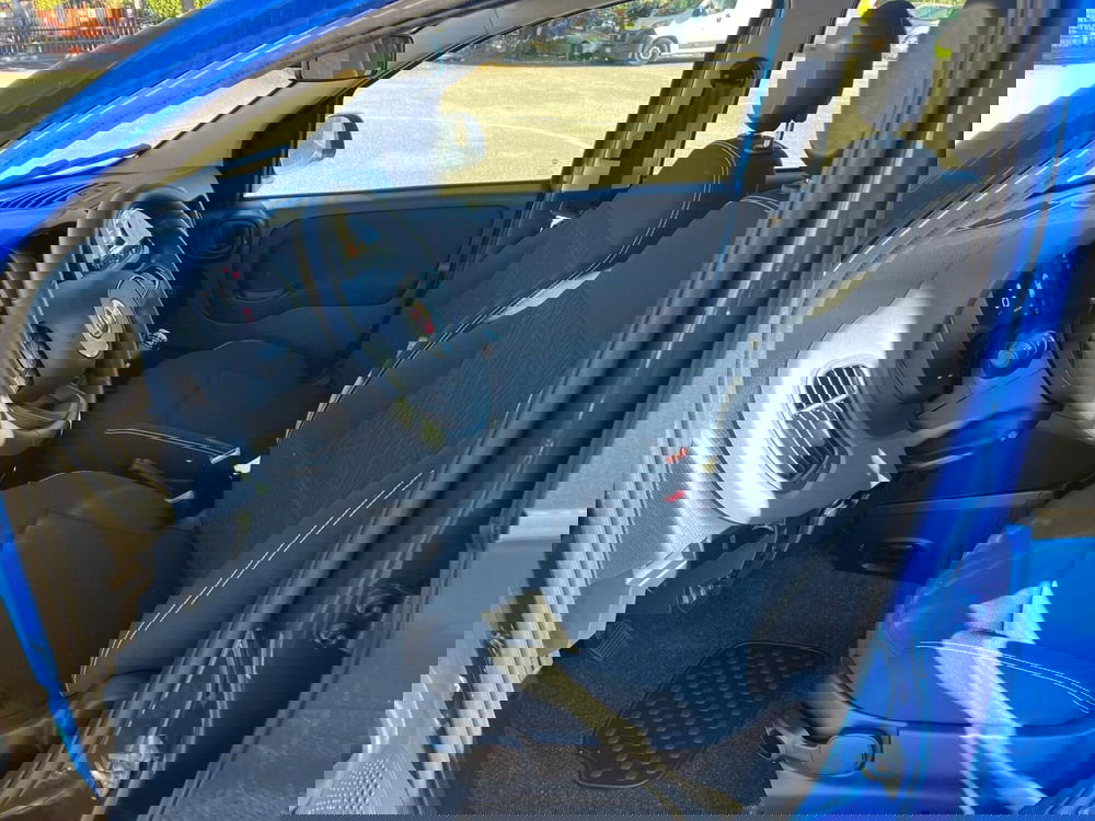 Fiat Panda nuova a Milano (11)