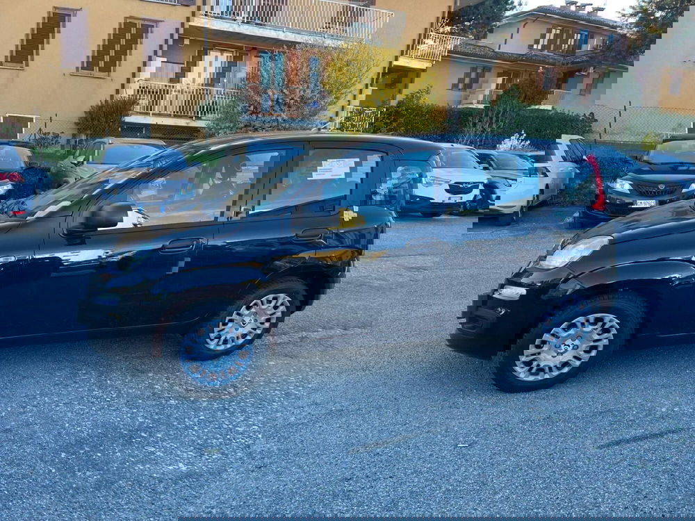 Fiat Panda nuova a Milano (5)