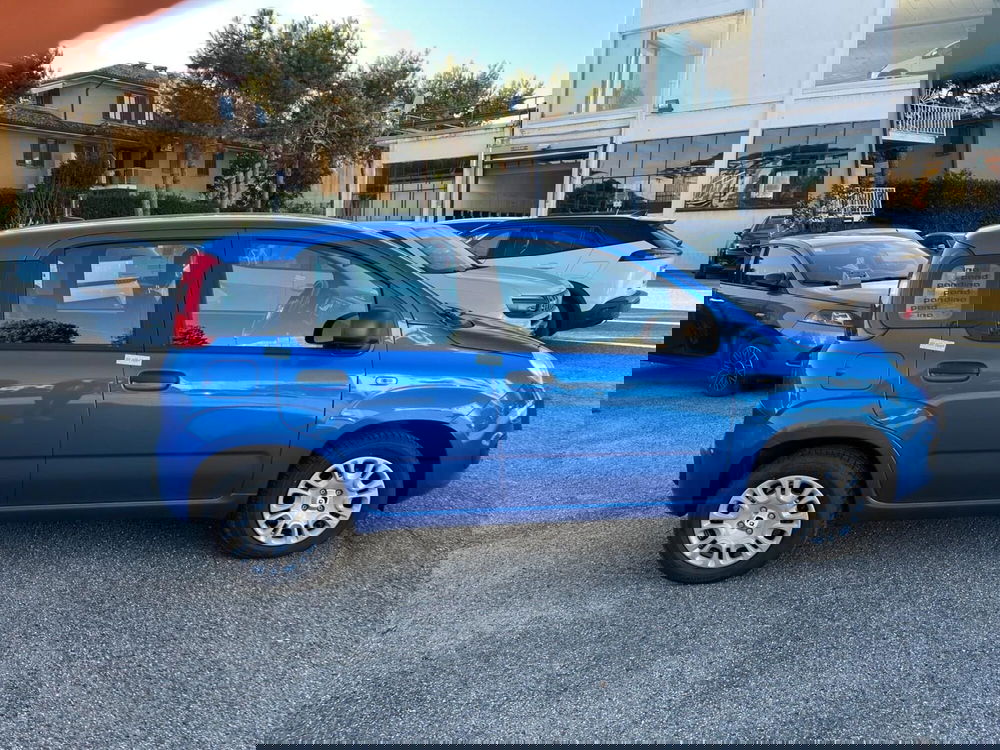 Fiat Panda nuova a Milano (4)