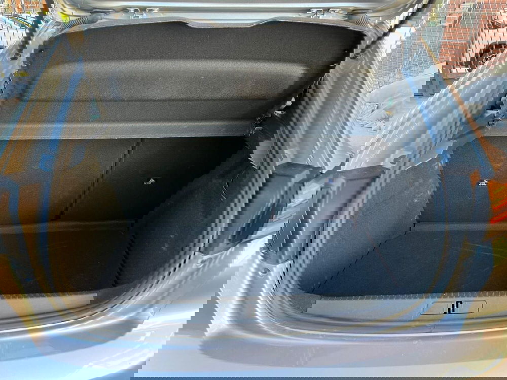 Peugeot 208 usata a Milano (10)