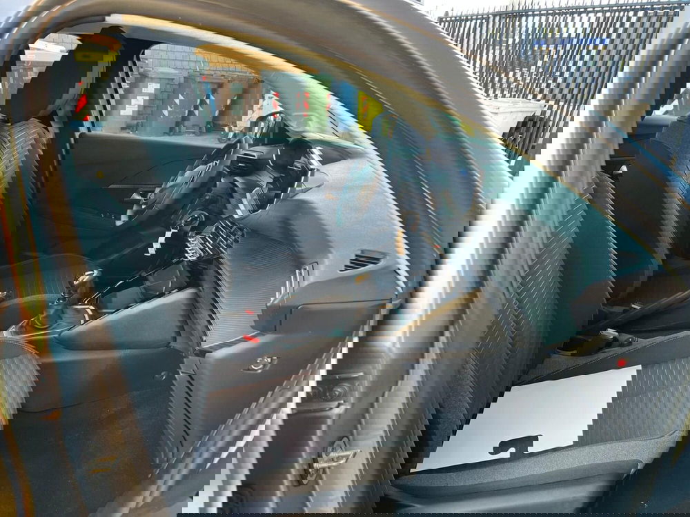 Peugeot 208 usata a Milano (12)