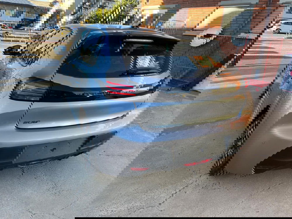 Peugeot 208 usata a Milano (7)