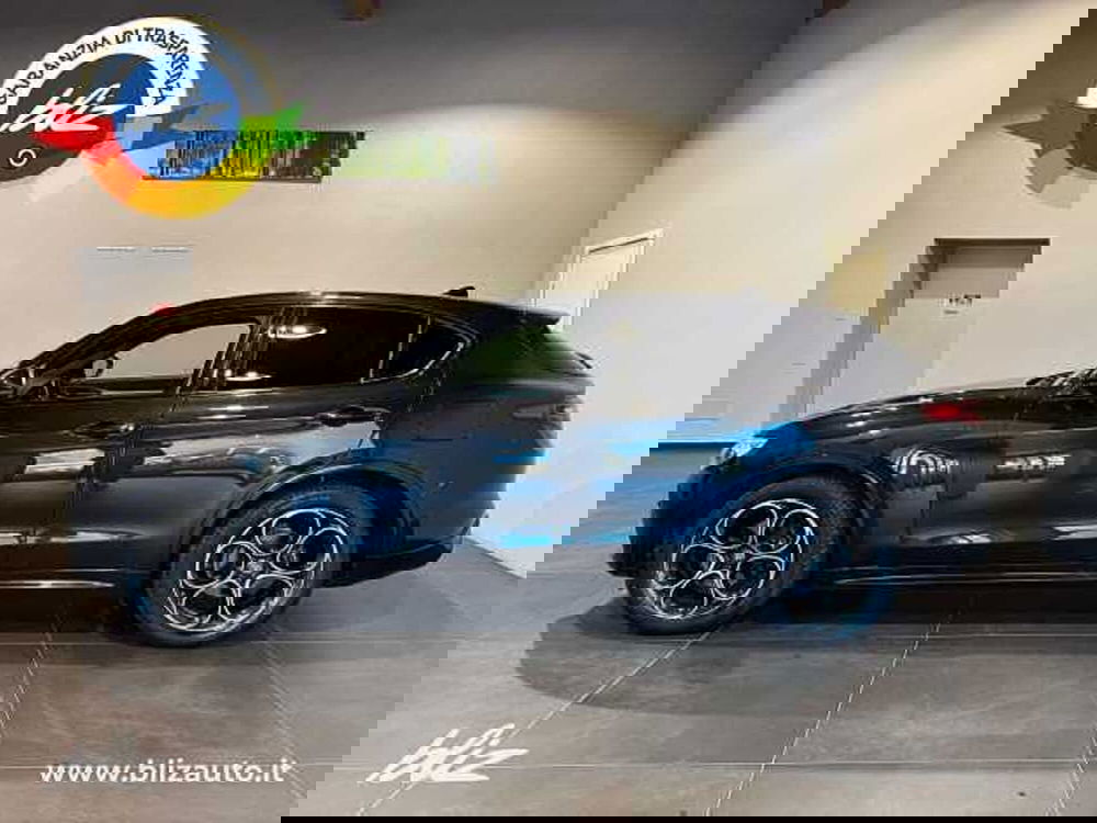 Alfa Romeo Stelvio usata a Udine (2)