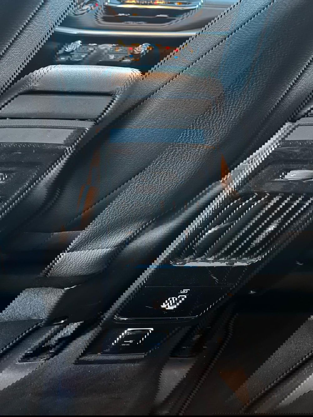 Jeep Compass usata a Milano (20)