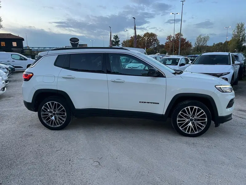 Jeep Compass usata a Milano (4)