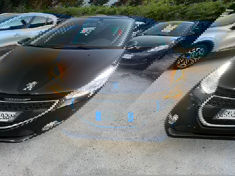 Peugeot 208 usata a Milano (2)