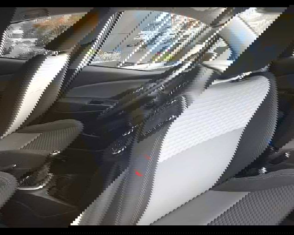 Toyota Yaris usata a Napoli (20)