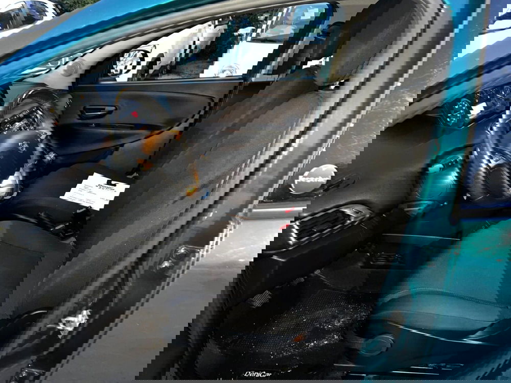 Lancia Ypsilon usata a Milano (11)