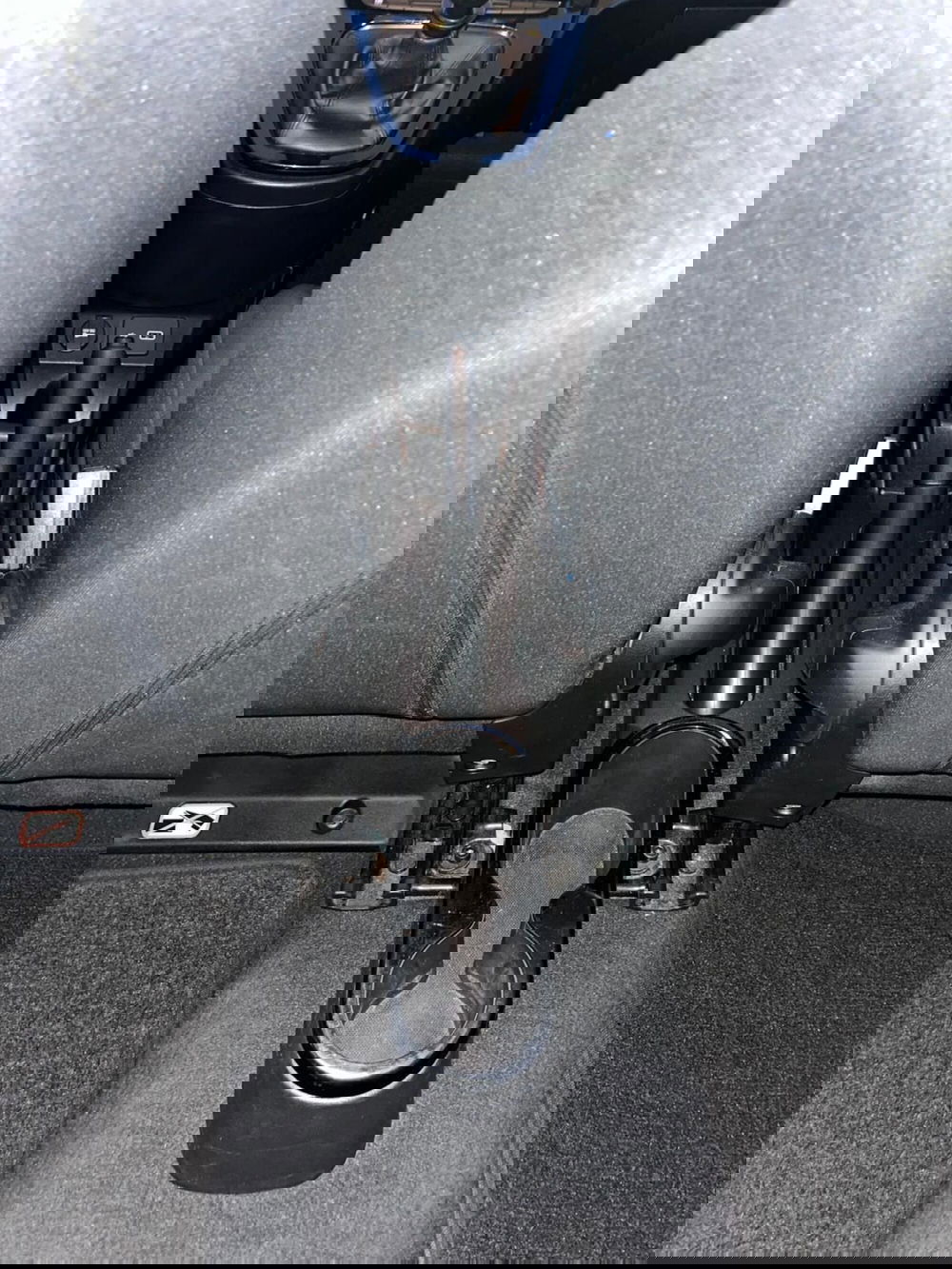 Lancia Ypsilon usata a Milano (19)