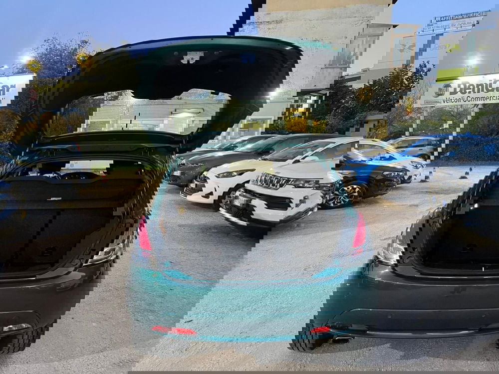 Lancia Ypsilon usata a Milano (9)