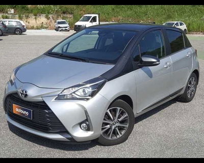 Toyota Yaris 1.0 72 CV 5 porte Lounge del 2020 usata a Casoria