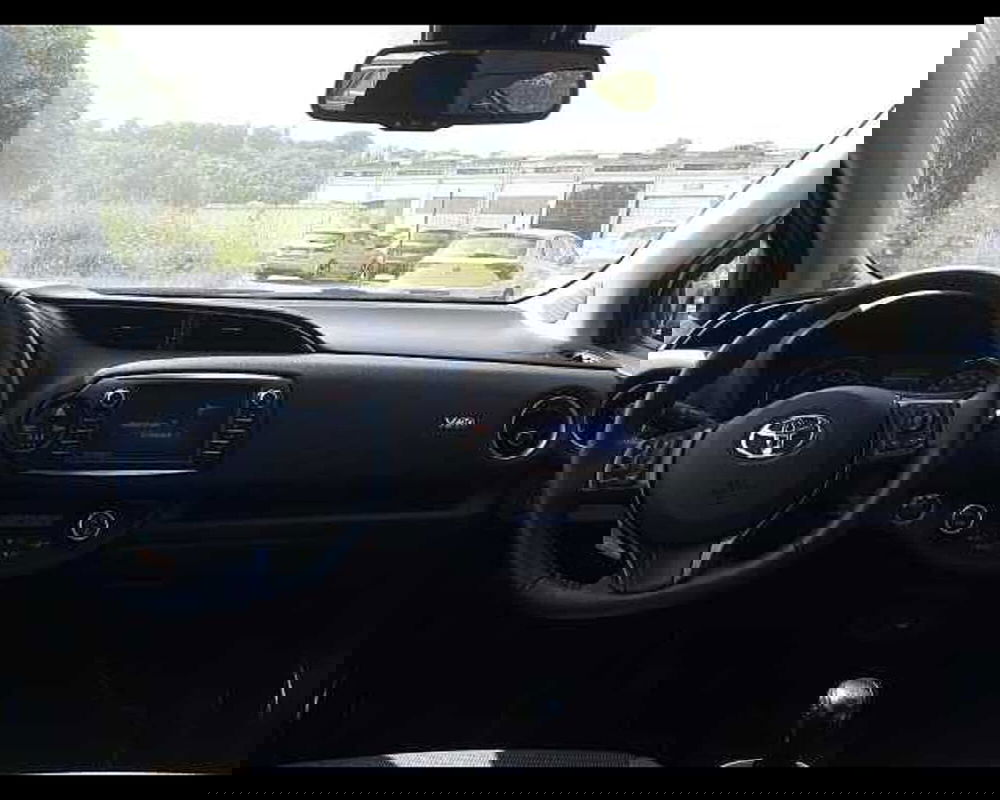 Toyota Yaris usata a Napoli (10)