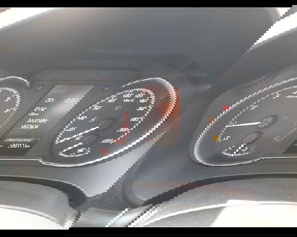 Toyota Yaris usata a Napoli (11)