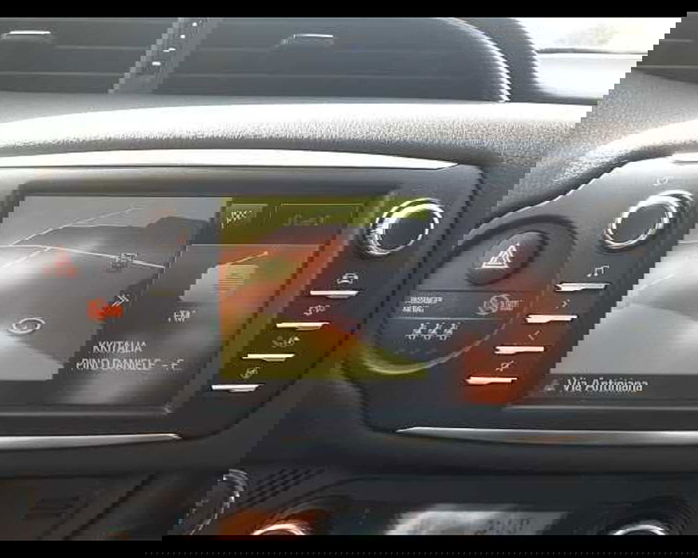 Toyota Yaris usata a Napoli (12)