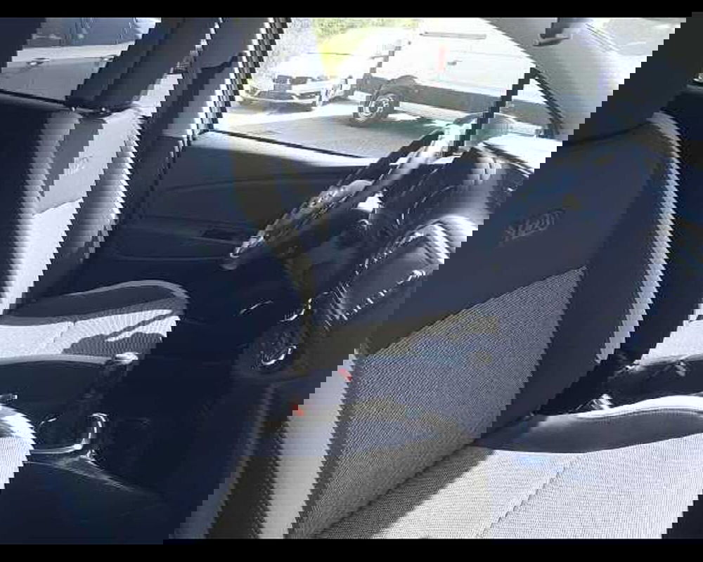 Toyota Yaris usata a Napoli (16)